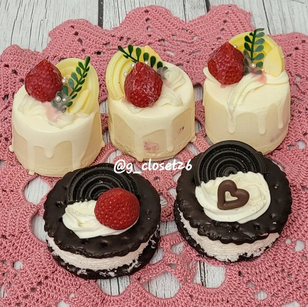 5 Decorative Dessert-Themed Party Supplies Bundle